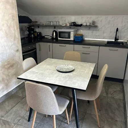 Apartment Hanka *